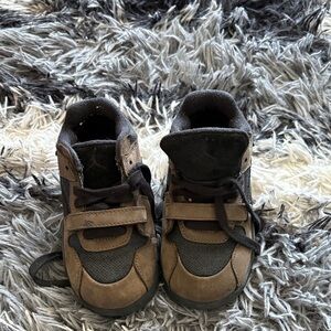 Jordan Kids Brown and Black Sneakers